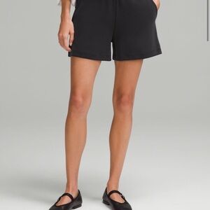 Lululemon Women's Black Softstreme 4” Shorts